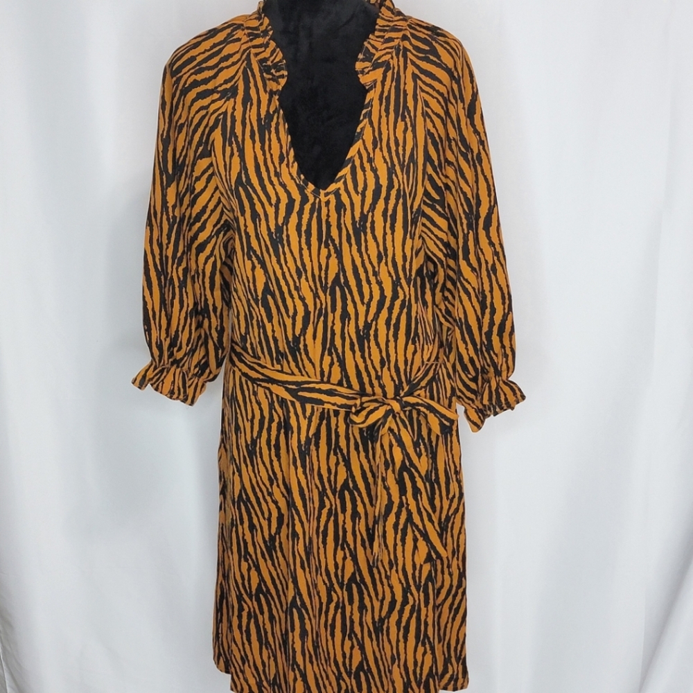 Tiger Print Umgee Dress with Belt Size‎ M. #359